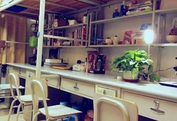 寝室长吃瓜,揭秘校园生活那些事儿